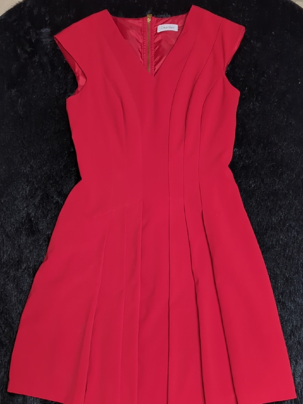 Calvin Klein Red V-Neck Pleated Dress
